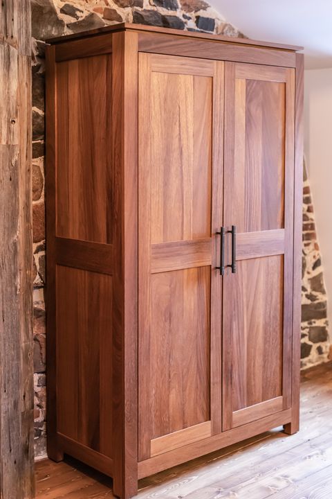 Commode monsieur en bois massif